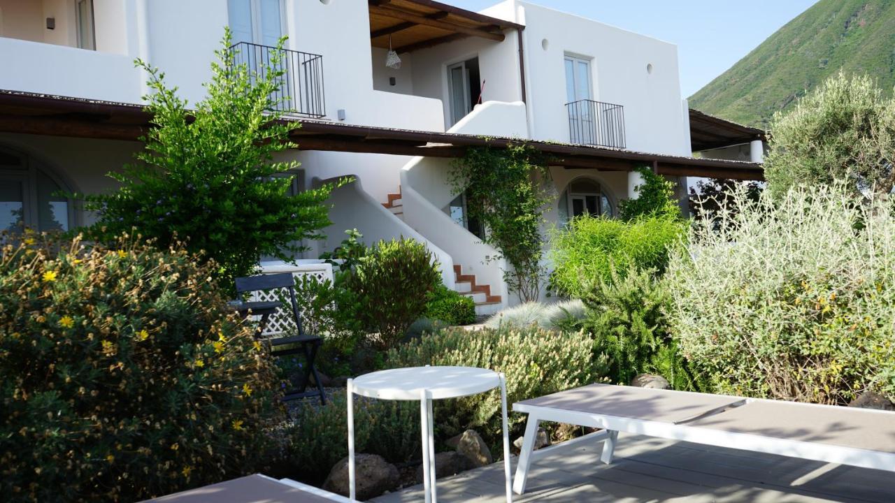 Le Casette Di Malfa Exterior photo
