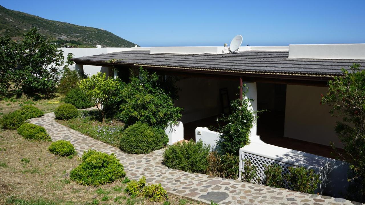 Le Casette Di Malfa Exterior photo