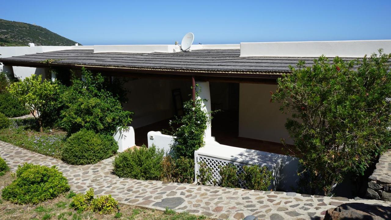 Le Casette Di Malfa Exterior photo